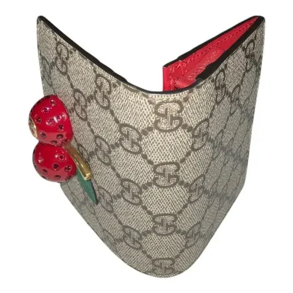 GUCCI Cherry GG Supreme  Beige Gray Bi-fold Wallet W/Box and Card - Picture 11 of 16